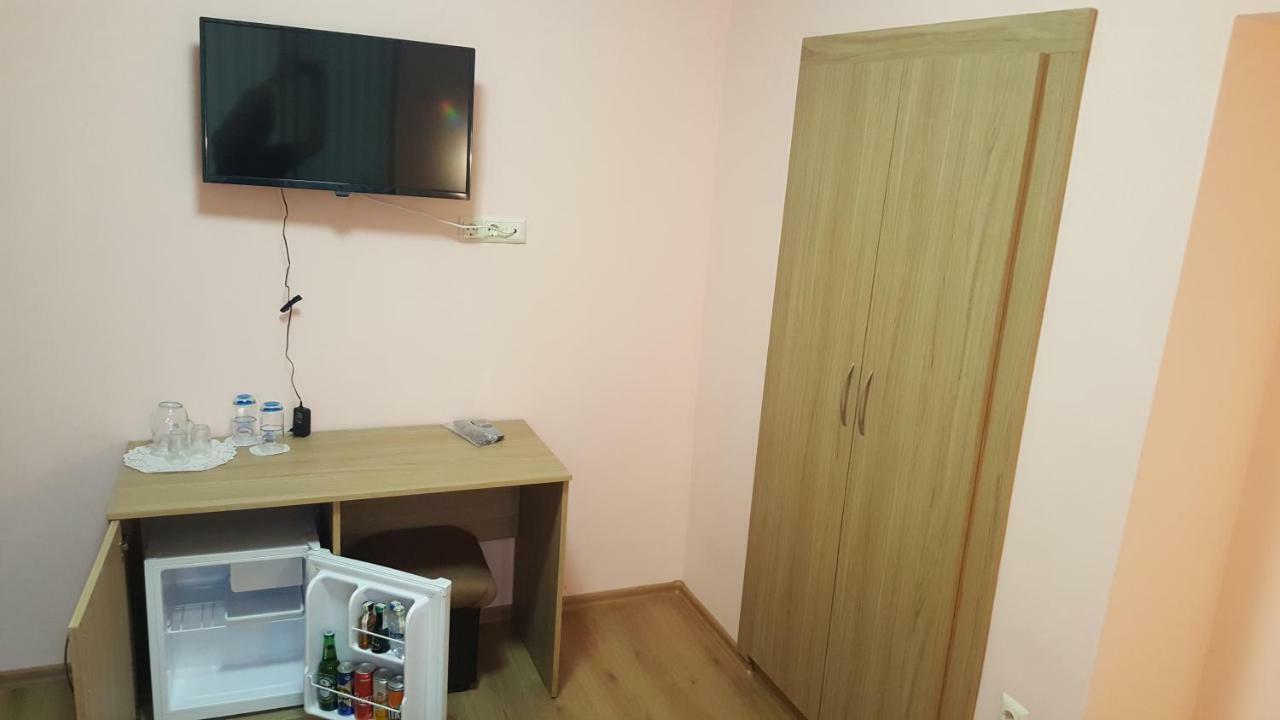 Chilingirovata Kashta Hotell Pavel Banja Exteriör bild